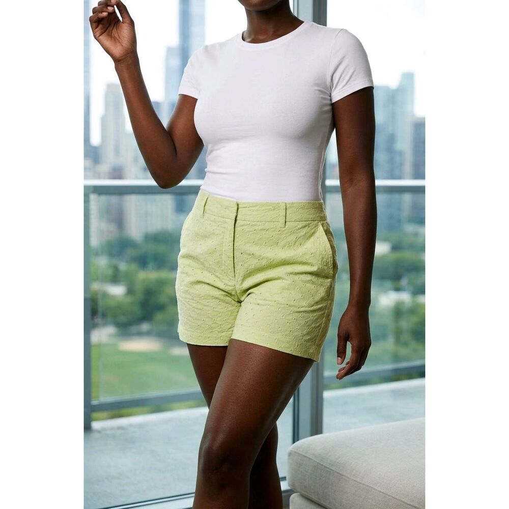 🇬🇪🍑New York & Co Lime Green Eyelet Chino Shorts Size 16